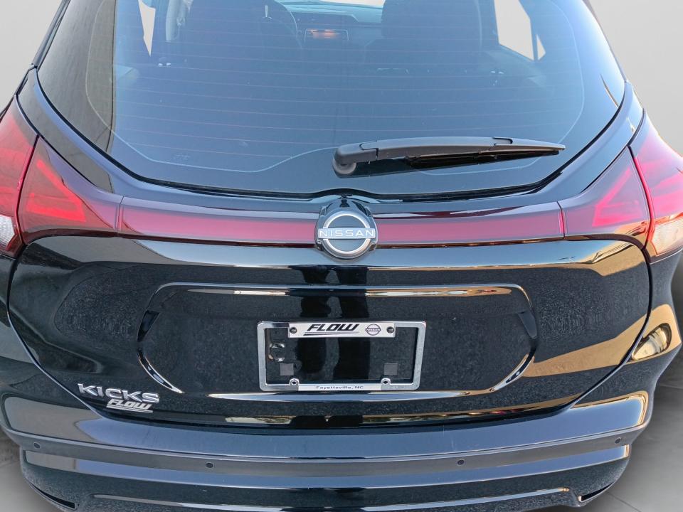 2023 Nissan Kicks S