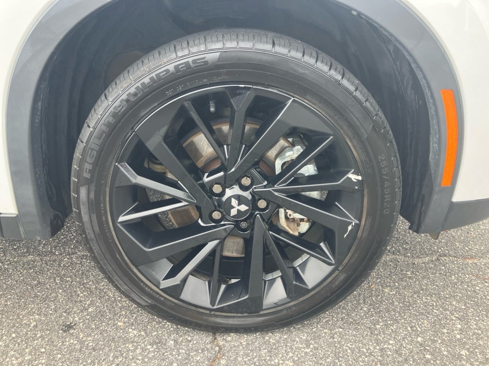 2023 Mitsubishi Outlander SEL
