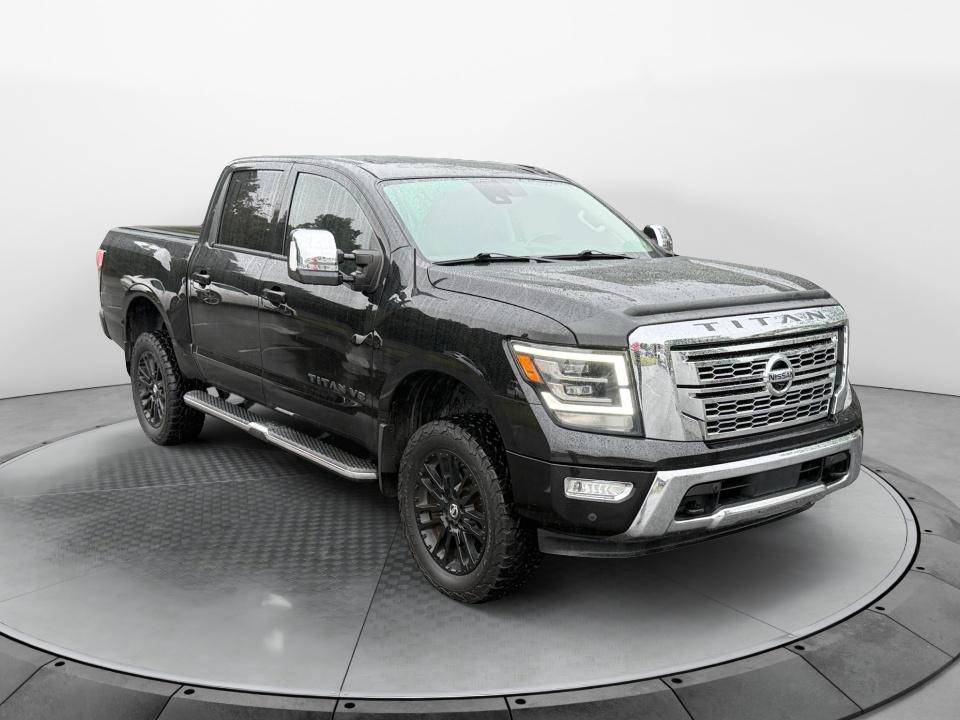 2020 Nissan TITAN SL