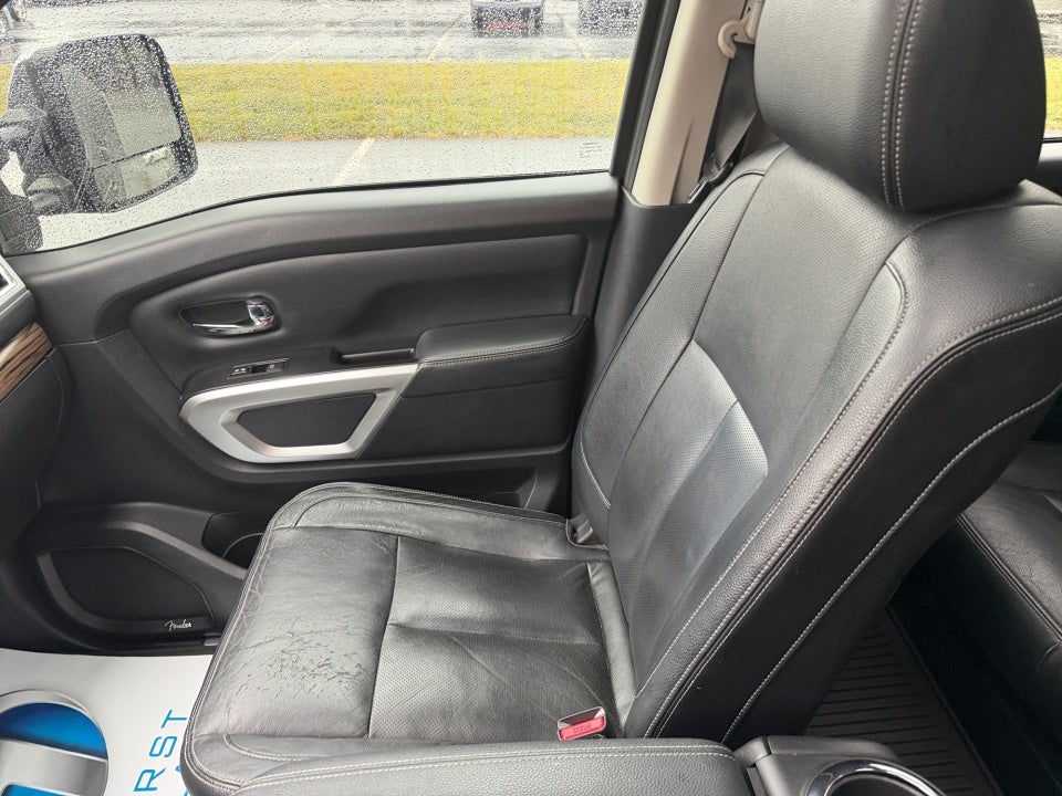 2020 Nissan TITAN SL