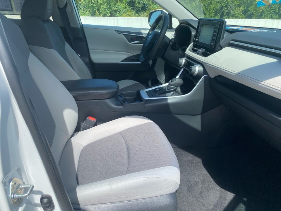 2019 Toyota RAV4 Hybrid Hybrid XLE