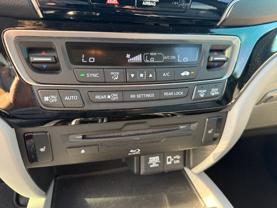 2021 Honda Pilot Touring 8-Passenger