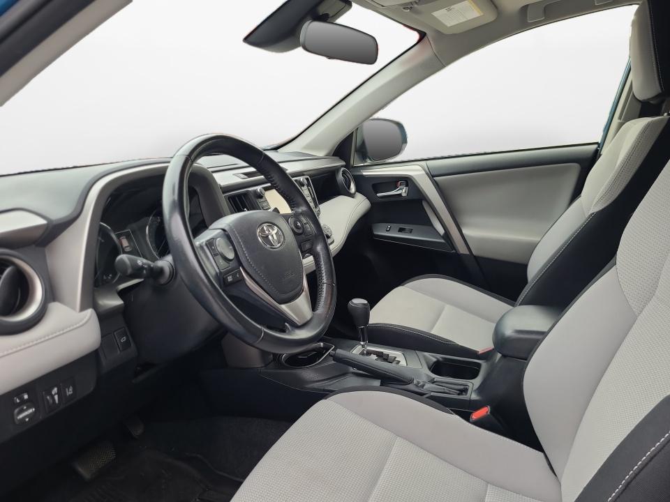 2018 Toyota RAV4 Hybrid Hybrid XLE