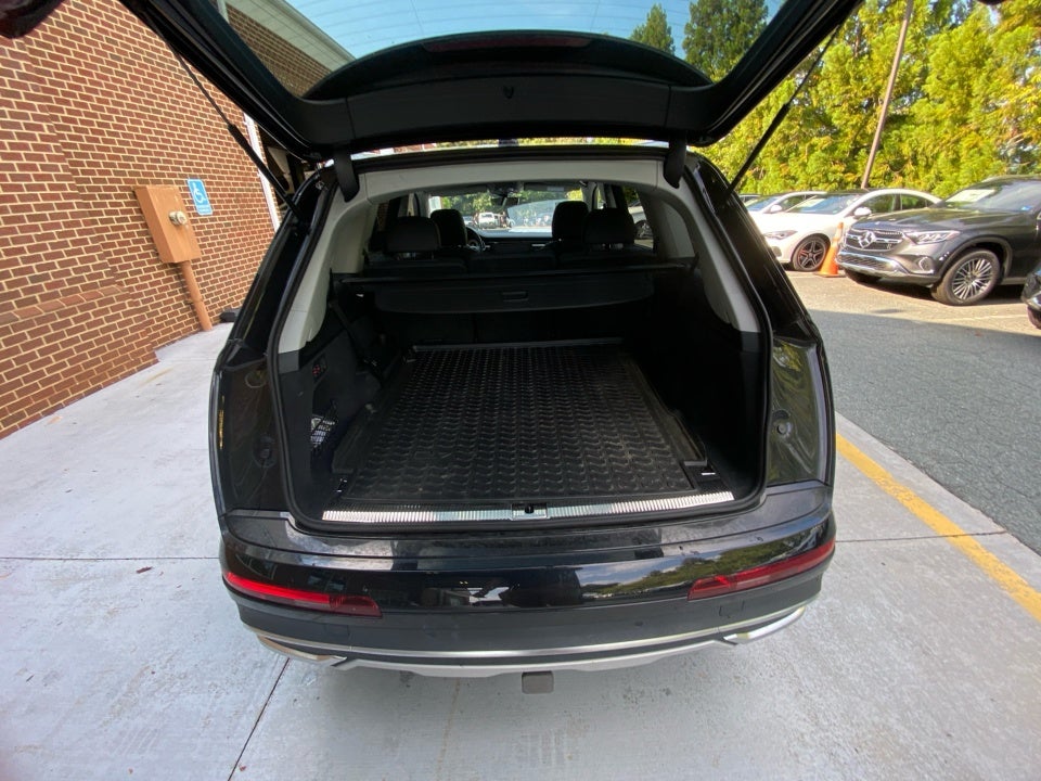 2024 Audi Q7 Premium Plus