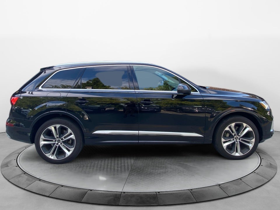 2024 Audi Q7 Premium Plus