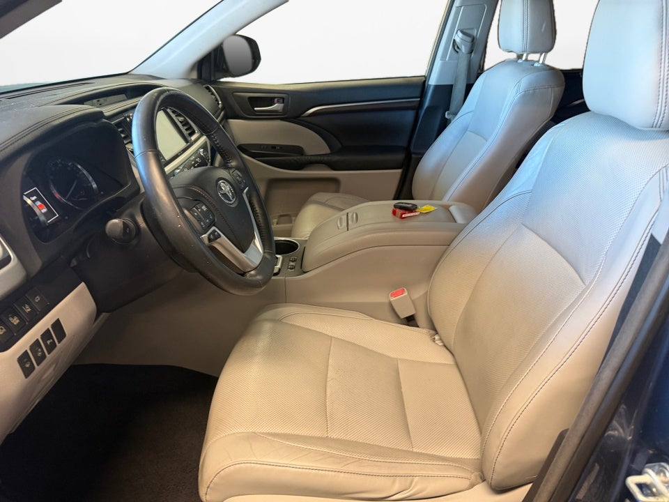 2015 Toyota Highlander Limited Platinum