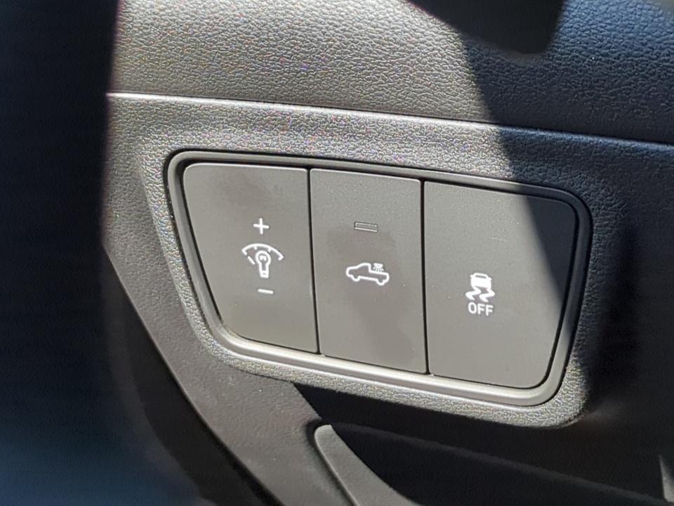 2023 Hyundai Santa Cruz SEL Premium