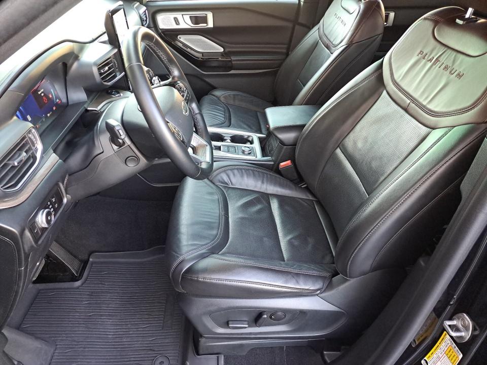 2023 Ford Explorer Platinum