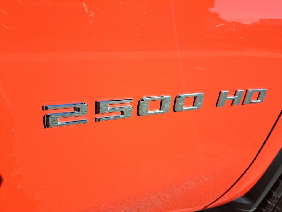 2024 Chevrolet Silverado 2500HD Custom