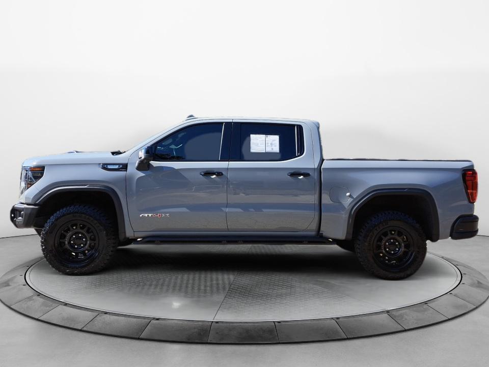2024 GMC Sierra 1500 AT4X