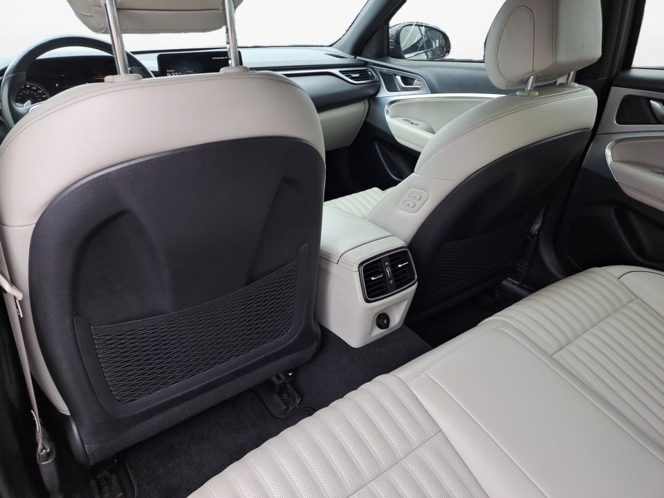 2023 Genesis G70 3.3T