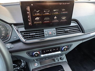 2022 Audi Q5 S line Premium