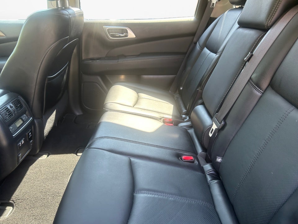 2019 Nissan Pathfinder Platinum