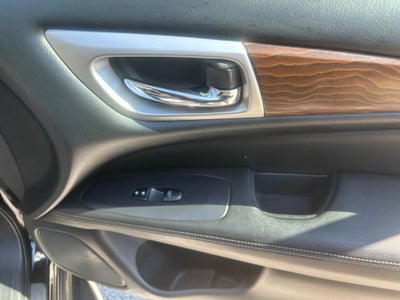 2019 Nissan Pathfinder Platinum