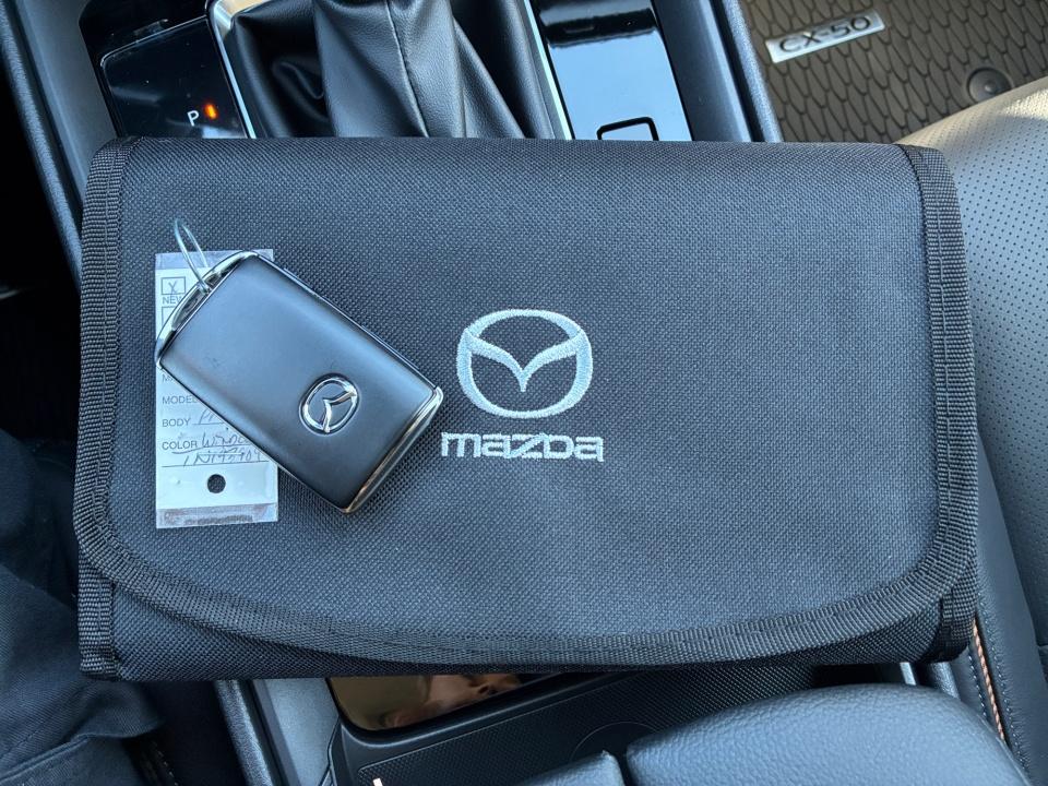 2026 Mazda Mazda CX-50 Hybrid Premium Plus AWD