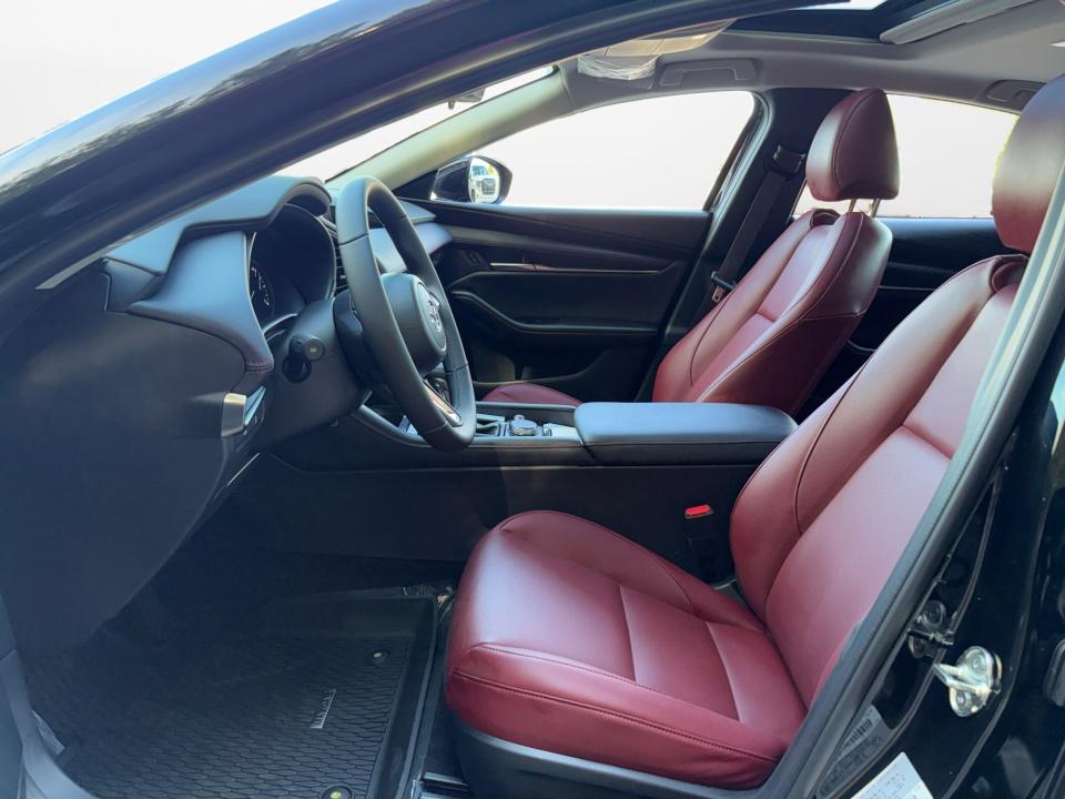 2026 Mazda Mazda3 Sedan 2.5 S Carbon Edition
