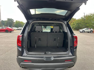2022 GMC Acadia AT4