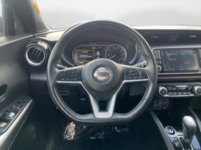 2020 Nissan Kicks SR