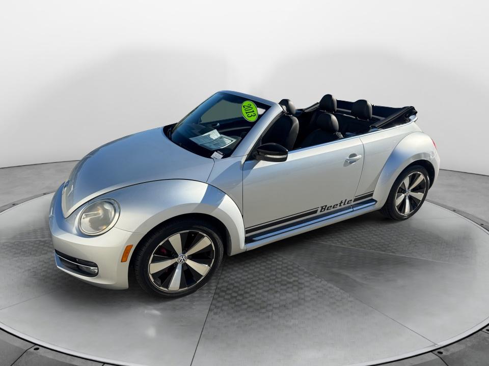 2013 Volkswagen Beetle Convertible 2.0T