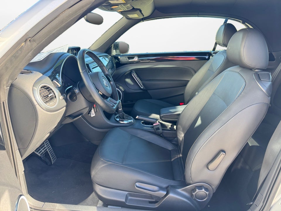2013 Volkswagen Beetle Convertible 2.0T