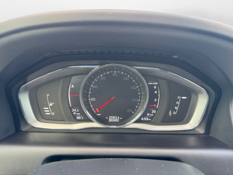 2017 Volvo XC60 Inscription