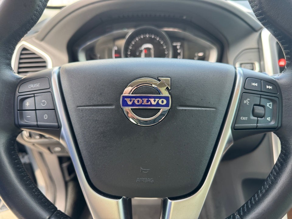 2017 Volvo XC60 Inscription