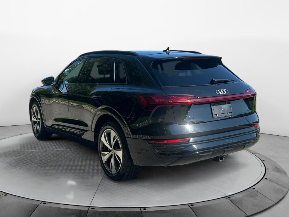 2024 Audi Q8 e-tron Premium