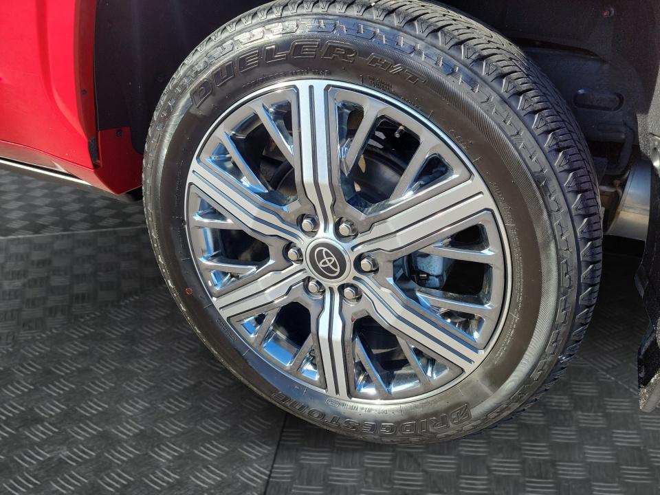 2024 Toyota Sequoia Capstone