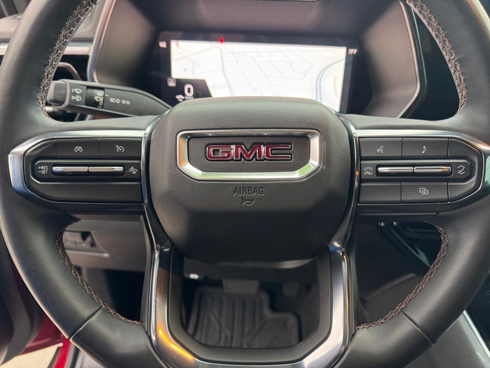 2024 GMC Canyon 4WD AT4