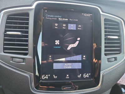 2019 Volvo XC90 Momentum