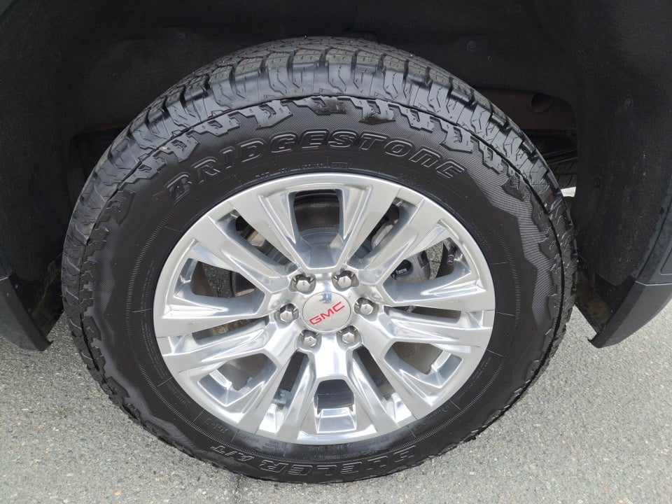 2024 GMC Sierra 1500 4WD Crew Cab Short Box Denali