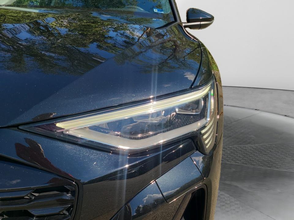 2024 Audi Q8 e-tron Premium